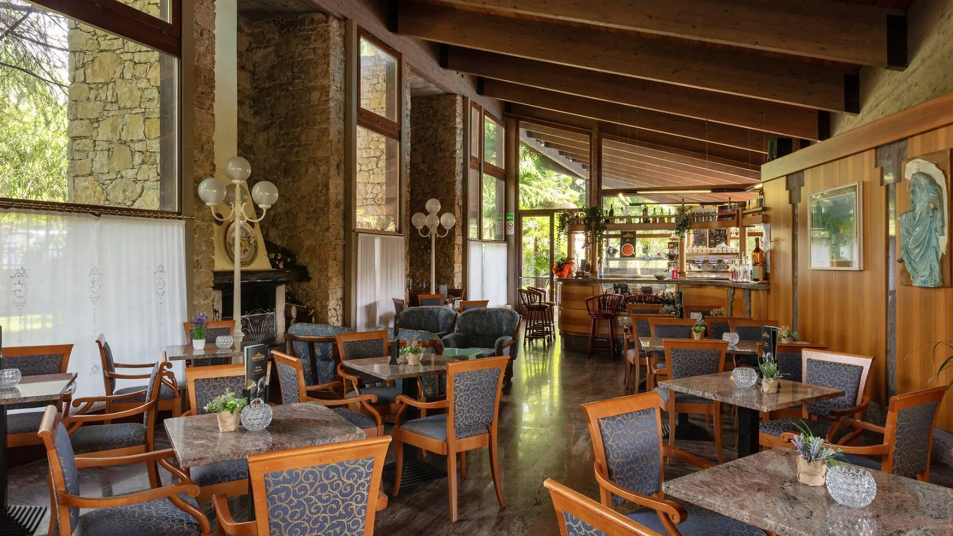 **** Hotel Sporthotel Olimpo Garda  Italia